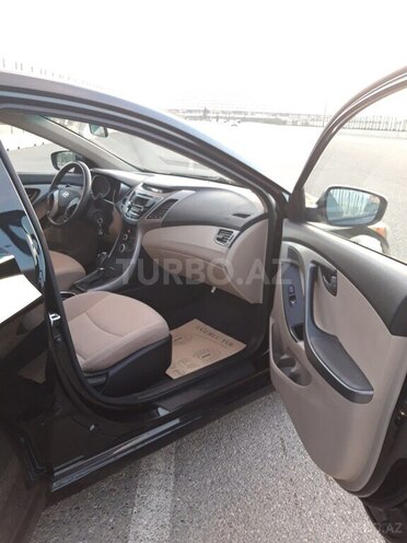 Hyundai Elantra 2015, 89,900 km - 1.8 l - Bakı
