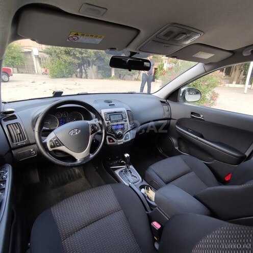 Hyundai i30 2007, 210,000 km - 1.6 л - Şabran