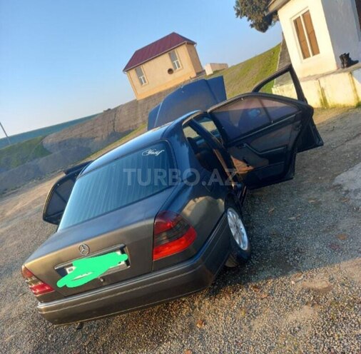 Mercedes C 180 1993, 300,000 km - 1.8 l - Bakı