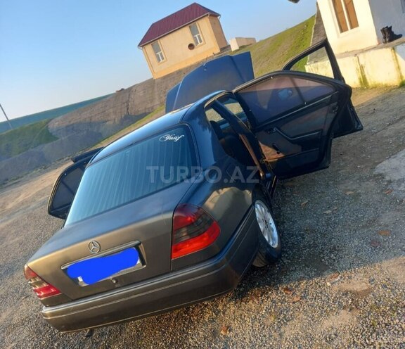 Mercedes C 180 1993, 300,000 km - 1.8 l - Bakı