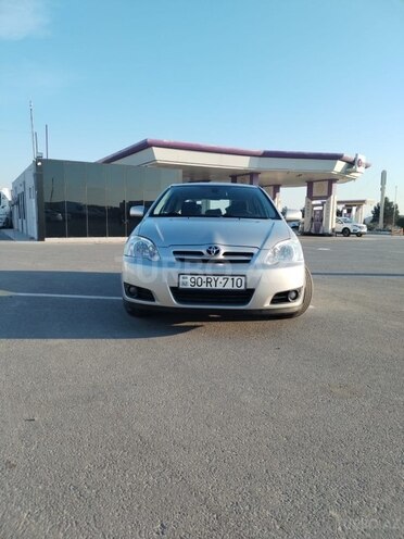 Toyota Corolla 2004, 250,000 km - 1.4 l - Bakı