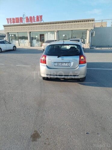 Toyota Corolla 2004, 250,000 km - 1.4 l - Bakı