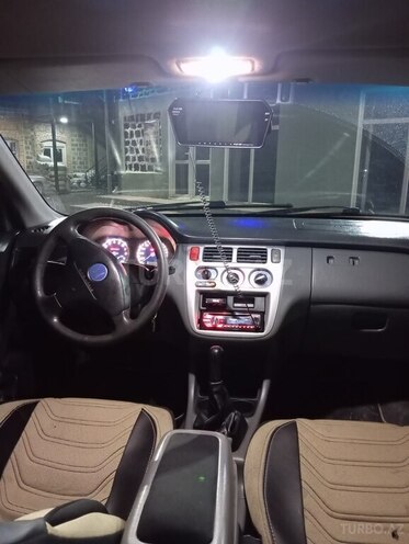 Honda HR-V 1999, 190,000 km - 1.6 l - Zaqatala