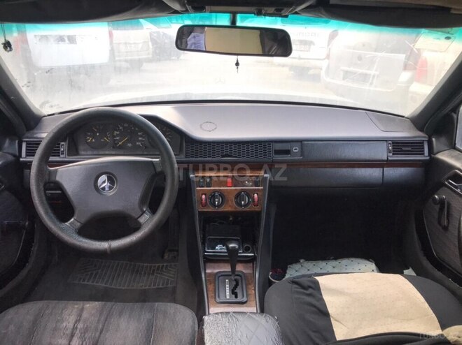 Mercedes E 250 1992, 548,000 km - 2.5 l - Bakı