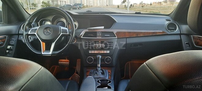 Mercedes C 250 2012, 137,500 km - 1.8 л - Sumqayıt