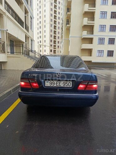 Mercedes E 240 1999, 450,000 km - 2.4 l - Bakı