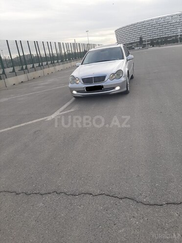 Mercedes C 220 2001, 180,000 km - 2.2 л - Bakı