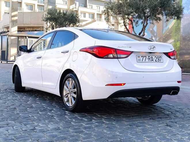 Hyundai Elantra 2015, 116,000 km - 1.6 l - Bakı