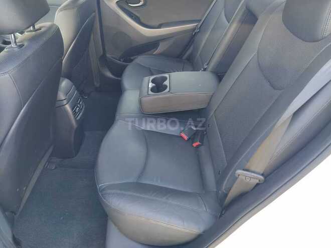 Hyundai Elantra 2015, 116,000 km - 1.6 l - Bakı