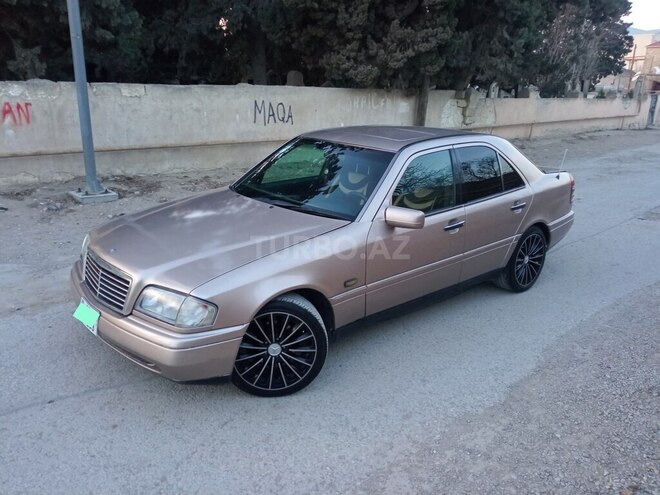 Mercedes C 220 1995, 211,255 km - 2.2 л - Bakı
