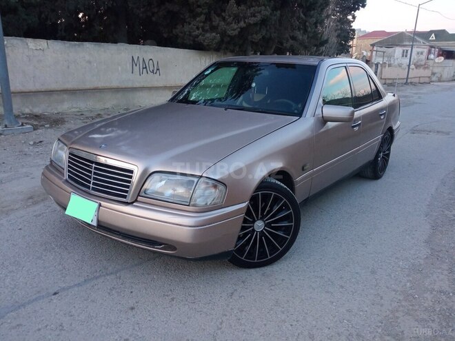 Mercedes C 220 1995, 211,255 km - 2.2 л - Bakı
