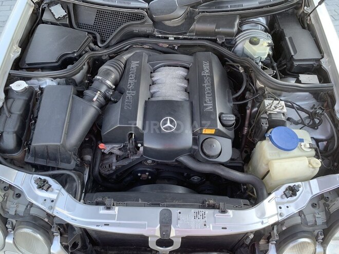 Mercedes E 320 2001, 96,781 km - 3.2 l - Bakı