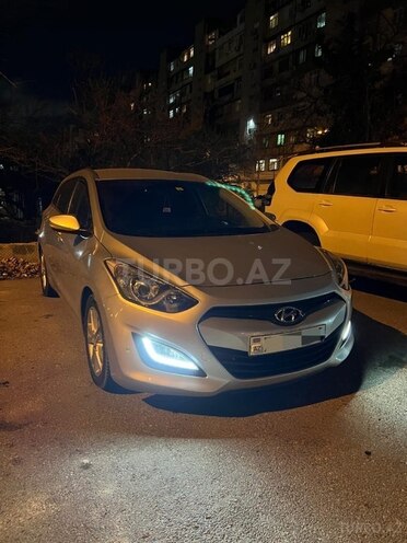 Hyundai i30 2013, 215,100 km - 1.6 l - Bakı