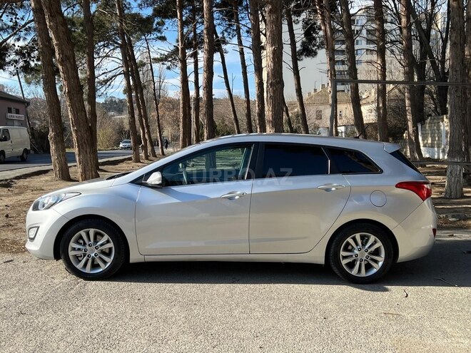 Hyundai i30 2013, 215,100 km - 1.6 l - Bakı