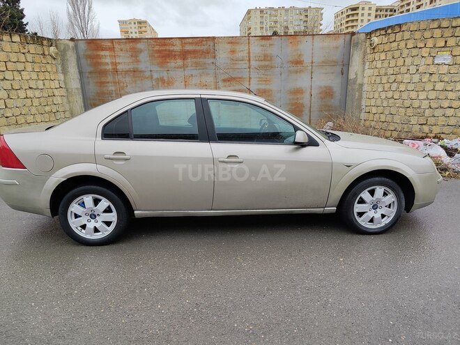 Ford Mondeo 2005, 225,060 km - 2.0 л - Bakı