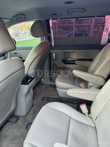 Kia Carnival 2015, 192,000 km - 2.2 l - Bakı