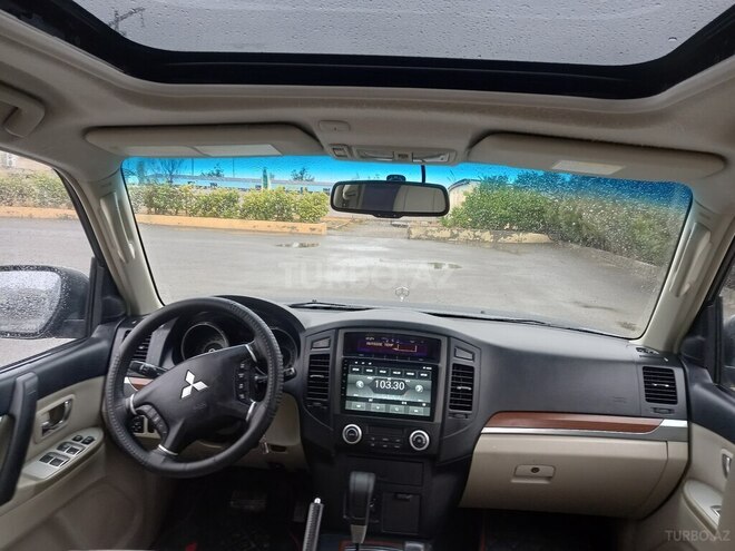 Mitsubishi Pajero 2007, 215,000 km - 3.0 l - Bakı