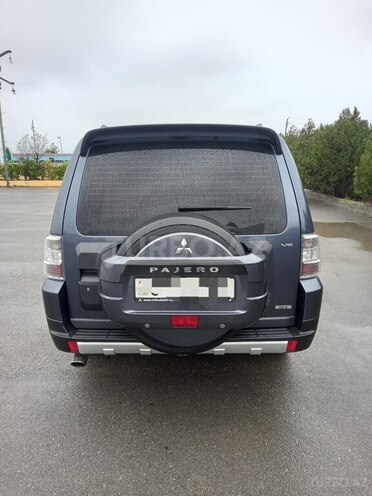 Mitsubishi Pajero 2007, 215,000 km - 3.0 l - Bakı