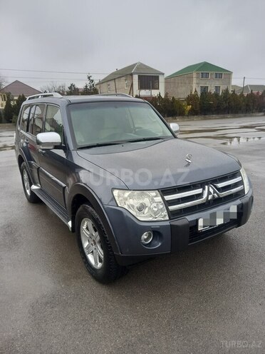 Mitsubishi Pajero 2007, 215,000 km - 3.0 l - Bakı