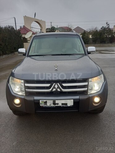 Mitsubishi Pajero 2007, 215,000 km - 3.0 l - Bakı