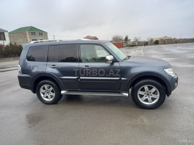 Mitsubishi Pajero 2007, 215,000 km - 3.0 l - Bakı
