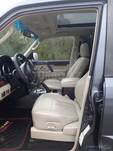 Mitsubishi Pajero 2007, 215,000 km - 3.0 l - Bakı