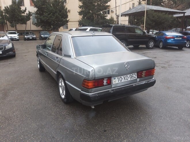 Mercedes 190 1989, 197,641 km - 2.0 л - Bakı