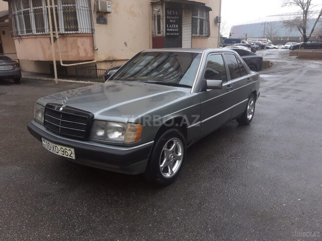 Mercedes 190 1989, 197,641 km - 2.0 л - Bakı