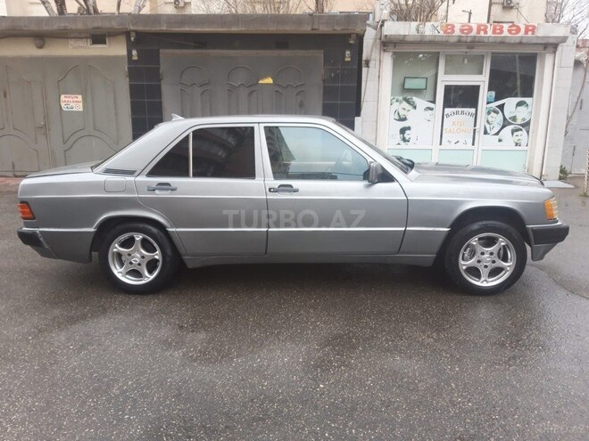 Mercedes 190 1989, 197,641 km - 2.0 л - Bakı