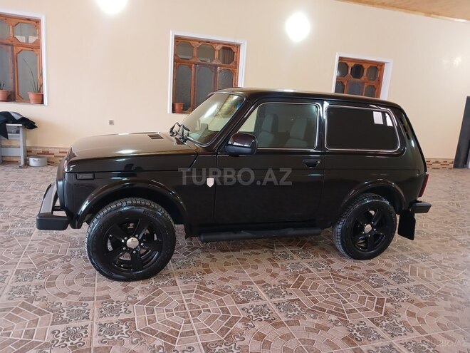 LADA (VAZ) Niva 2018, 670,000 km - 1.7 л - Gəncə