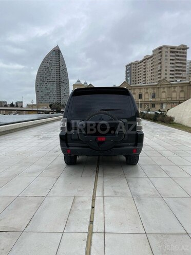 Mitsubishi Pajero 2007, 355,000 km - 3.0 l - Bakı