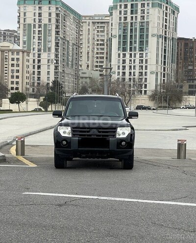 Mitsubishi Pajero 2007, 355,000 km - 3.0 l - Bakı