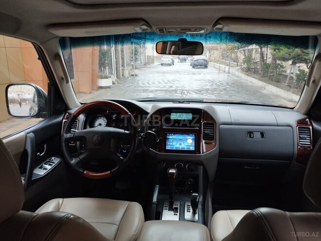 Mitsubishi Pajero 2006, 244,000 km - 3.8 л - Bakı