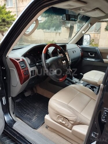 Mitsubishi Pajero 2006, 244,000 km - 3.8 л - Bakı