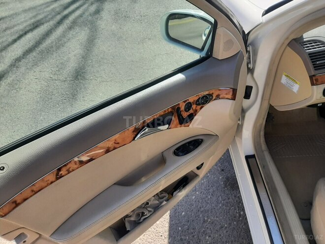 Mercedes E 240 2004, 342,330 km - 2.6 л - Bakı