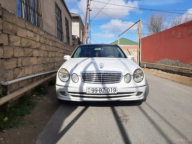 Mercedes E 240 2004, 342,330 km - 2.6 л - Bakı