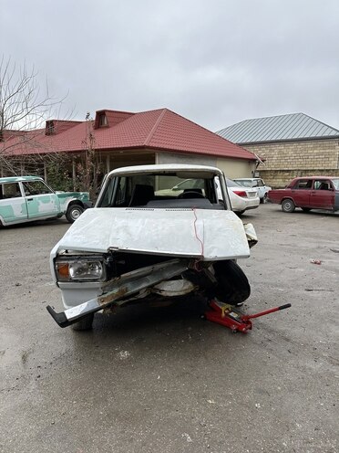 LADA (VAZ) 2107 2003, 25,800 km - 1.6 l - Şamaxı