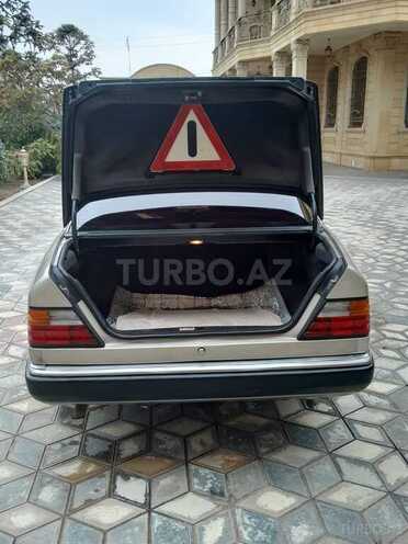 Mercedes E 200 1993, 353,425 km - 2.0 l - Şəmkir