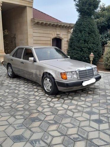 Mercedes E 200 1993, 353,425 km - 2.0 l - Şəmkir