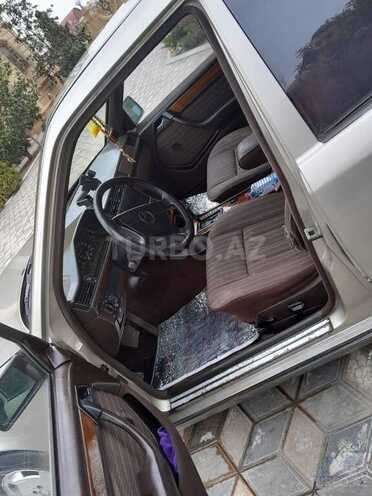 Mercedes E 200 1993, 353,425 km - 2.0 l - Şəmkir