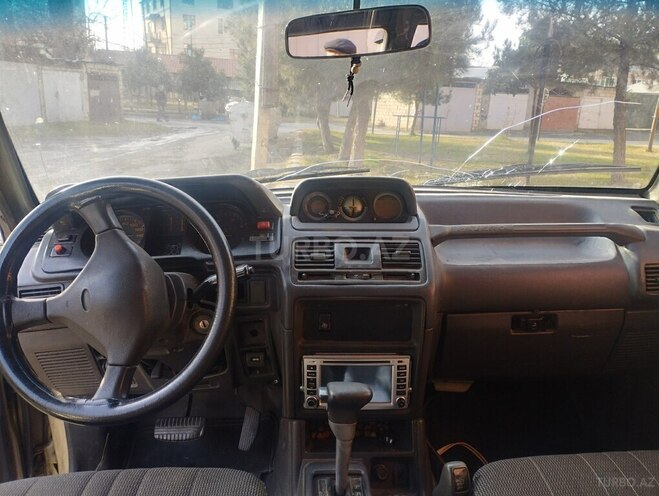 Mitsubishi Pajero 1991, 410,291 km - 2.5 l - Balakən