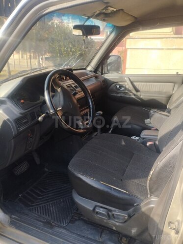 Mitsubishi Pajero 1991, 410,291 km - 2.5 l - Balakən