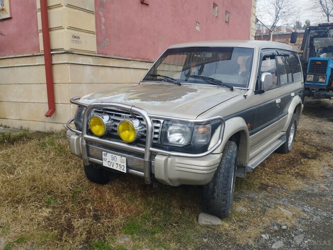 Mitsubishi Pajero 1991, 410,291 km - 2.5 l - Balakən