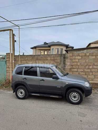 Chevrolet Niva 2014, 890,000 km - 1.7 l - Bakı
