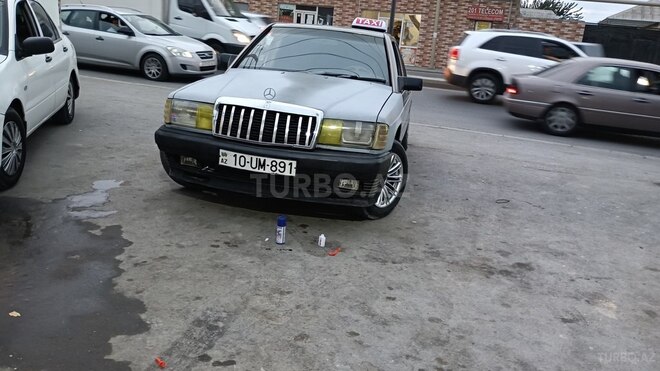 Mercedes 190 1990, 25,484 km - 2.3 l - Bakı