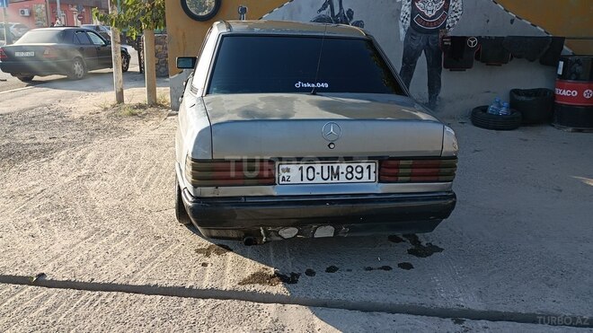 Mercedes 190 1990, 25,484 km - 2.3 l - Bakı