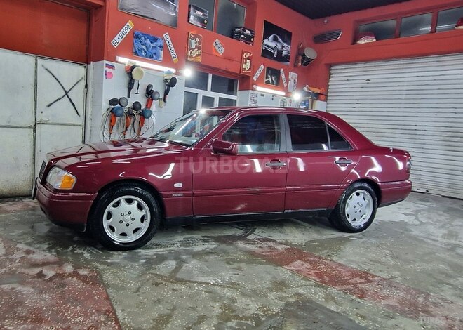 Mercedes C 220 1994, 437,000 km - 2.2 l - Bakı