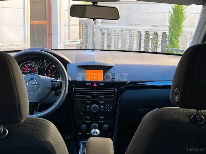 Opel Astra 2008, 275,000 km - 1.4 л - Bakı