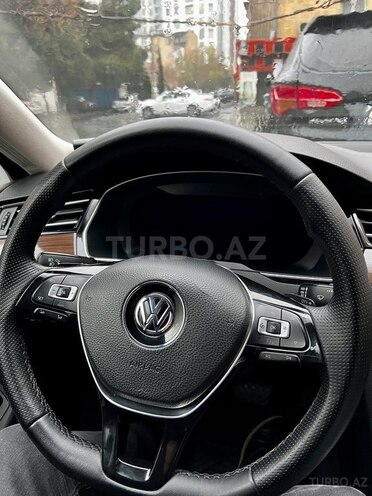 Volkswagen Passat 2018, 138,327 km - 1.8 l - Bakı
