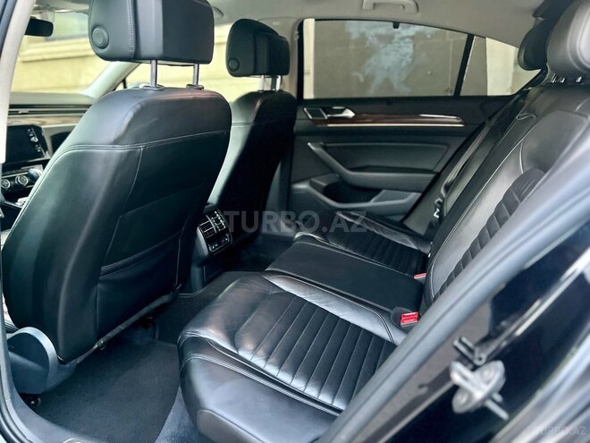 Volkswagen Passat 2018, 138,327 km - 1.8 l - Bakı